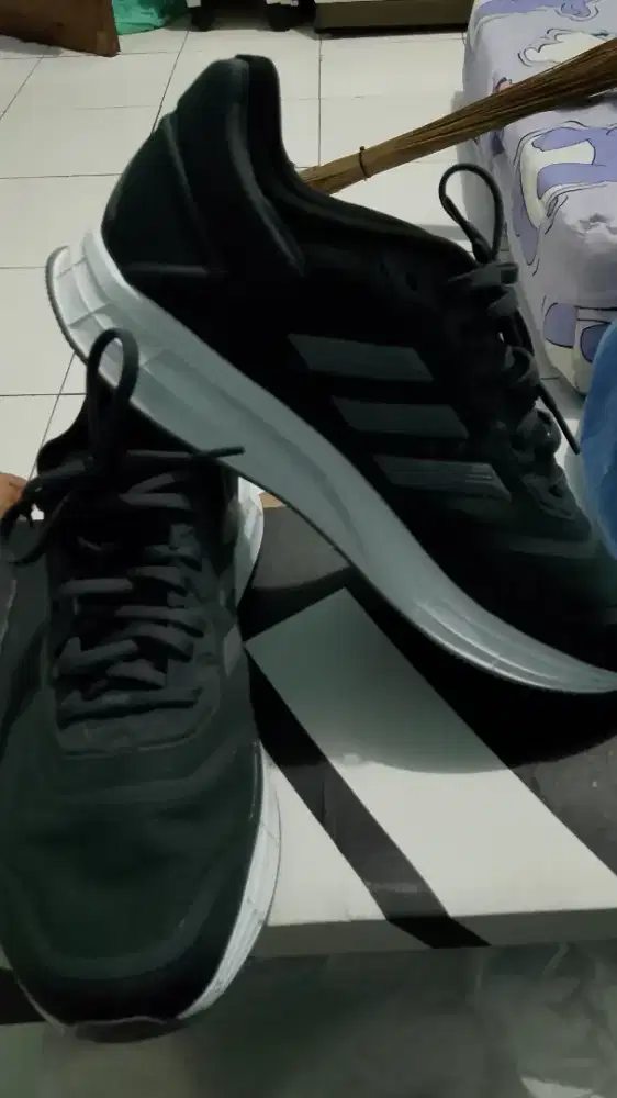 Sepatu Adidas duramo 10 original