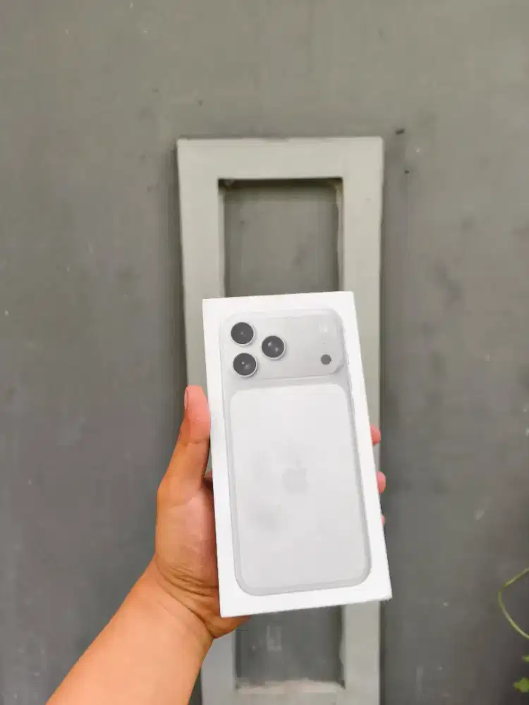 iphone 17 Pro Max 256gb iBox NEW BNIB