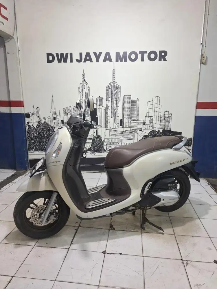 HONDA SCOOPY PRESTIGE 2023 KM3RB LIKE NEW