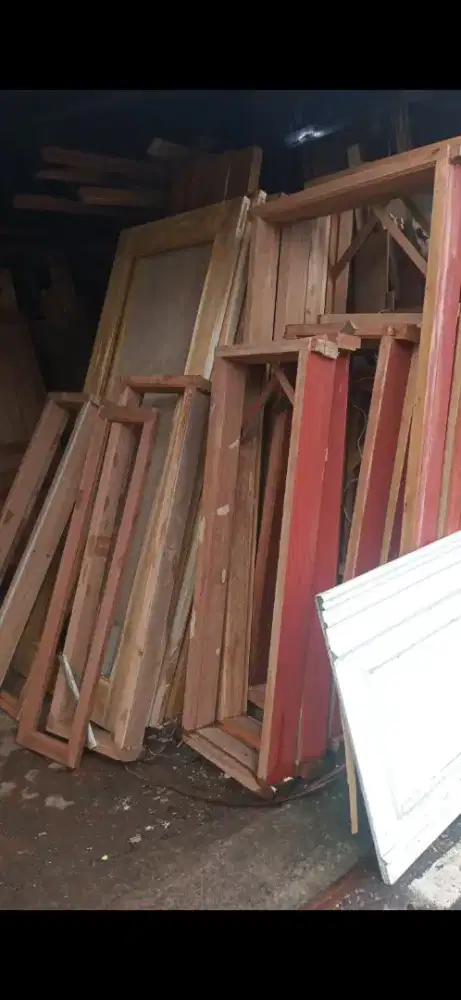 Kusen jendela nya ready dari kayu bekas, Meranti oven berkualitas