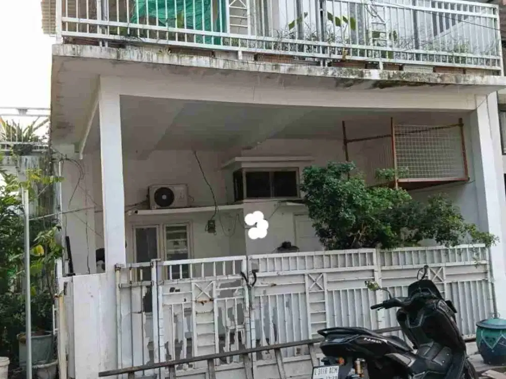 Rumah Hook 2 Lantai Murah siap Huni di Perum Putra Bangsa, Rungkut, Sby Timur