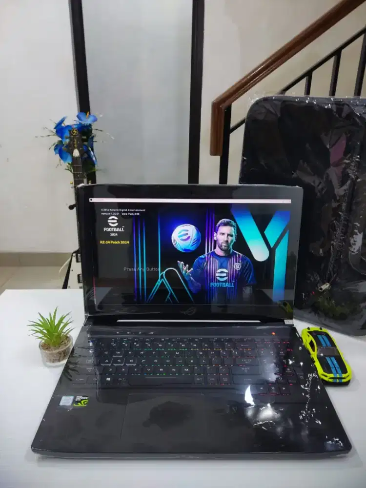 ASUS ROG STRIX  GL503GE-318 [RAM 16GB/ DUAL SSD/ DUAL VGA NVIDIA GTX]