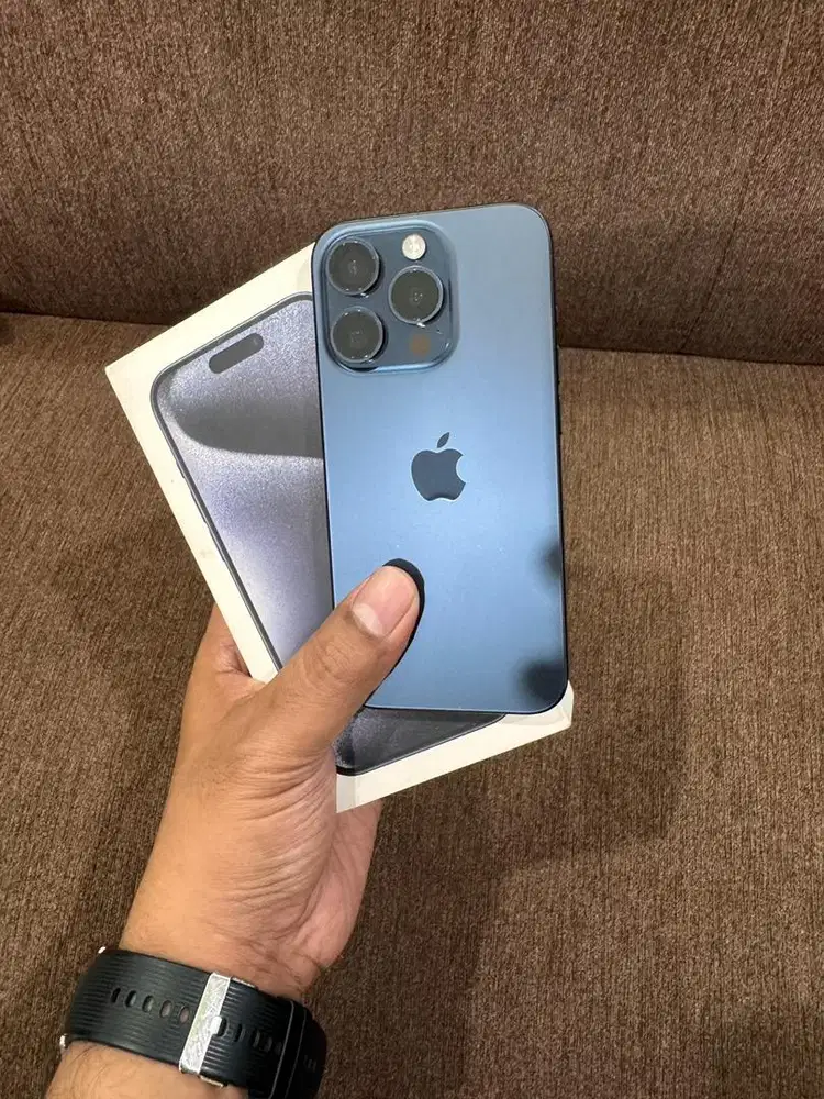 iPhone 15 Pro 128 GB blue titanium ex iBox BH 88% mulus like new 100%