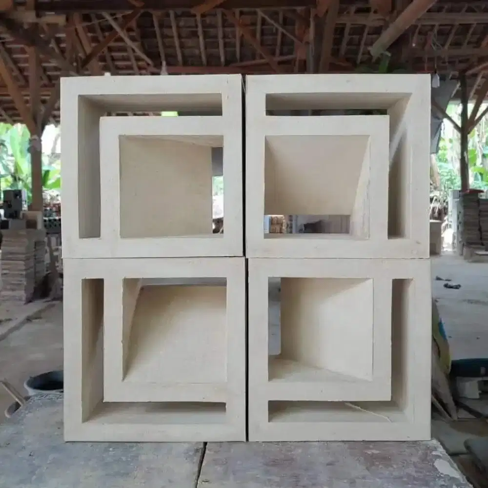 Menawarkan roster motif L1g