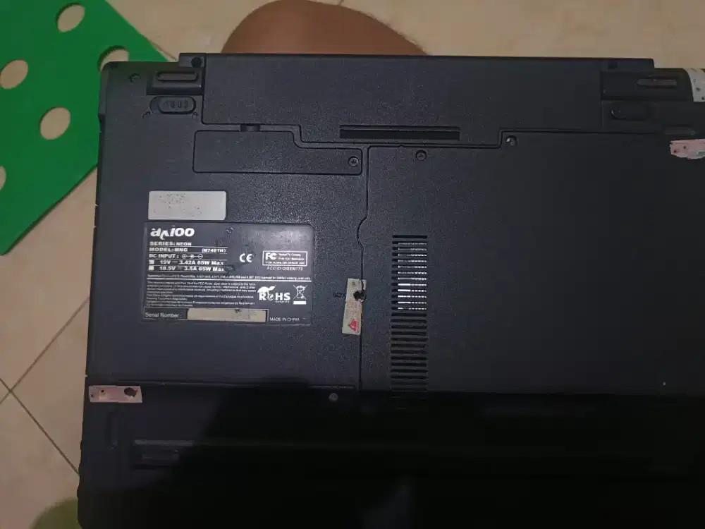 Axioo neon 2011 matot batangan di jual cepat 200 nego