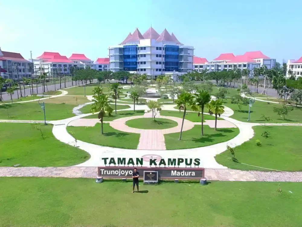 Sewa Rumah Kost Di samping Gerbang Universitas Trunojoyo Bangkalan Madura