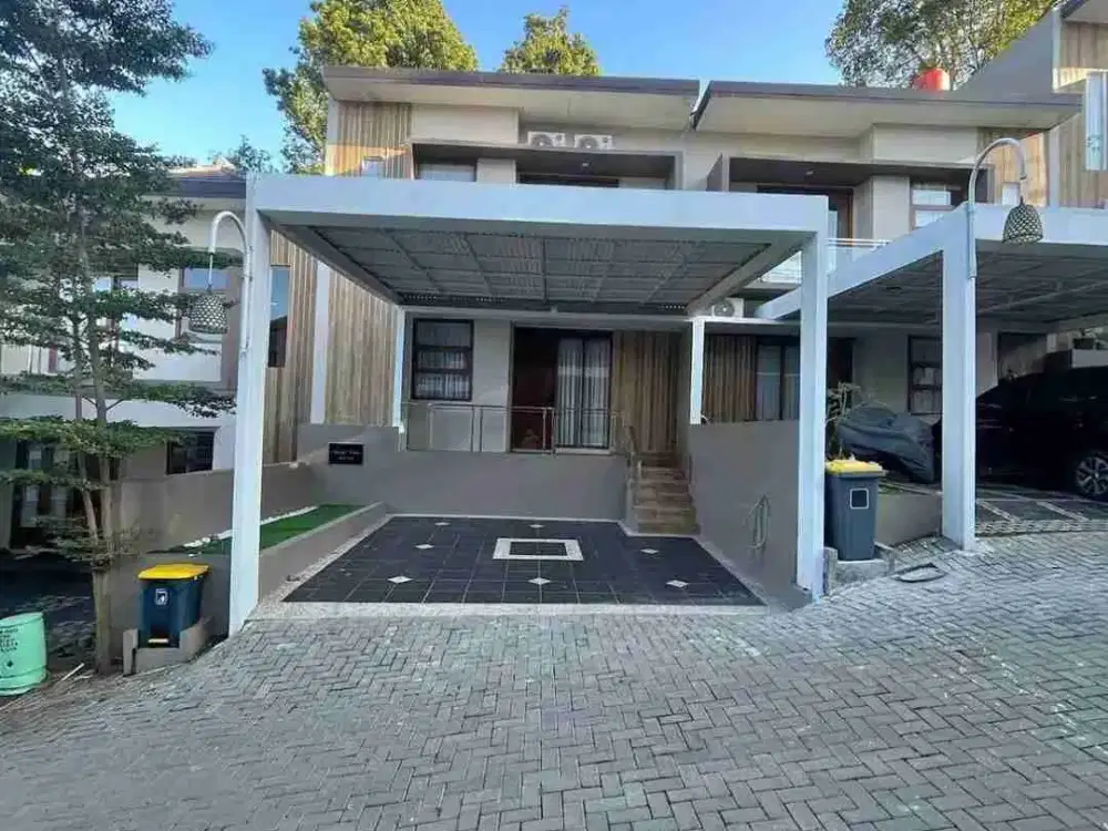 Rumah 2lantai Terawat Siap Huni  di Bali Garden City View cigadung  Bandung