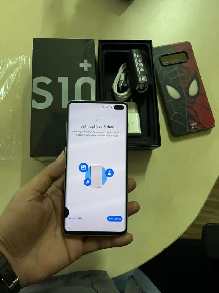 Di Jual Samsung Flagship s10+ 8/128 Resmi SEIN Fullset