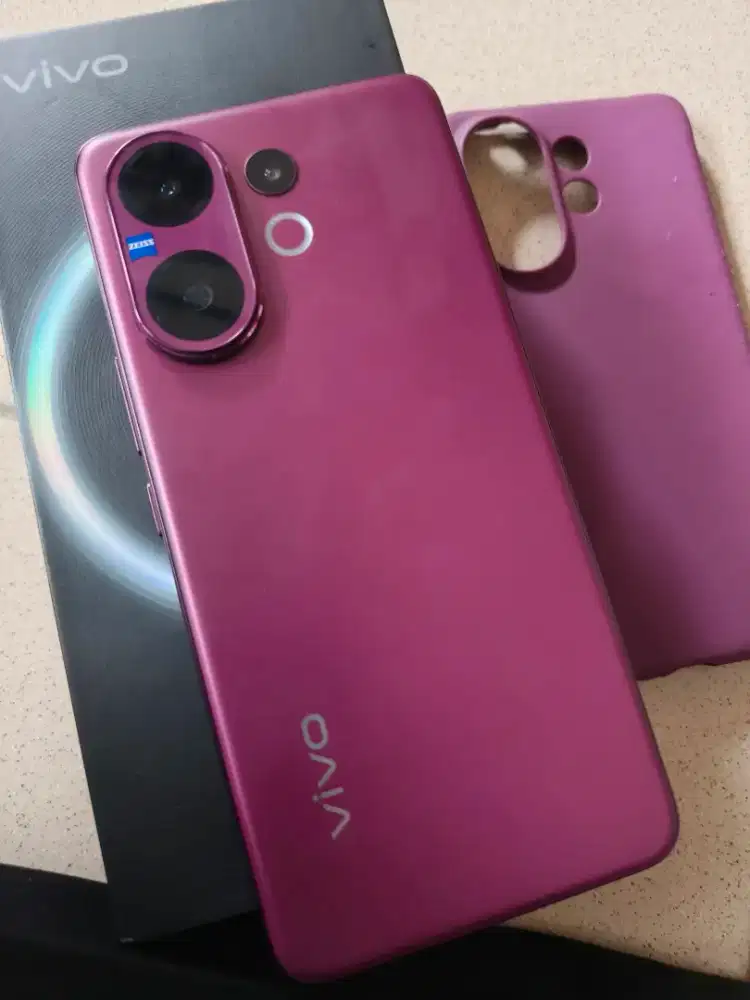 Vivo v60 Ungu 8/256