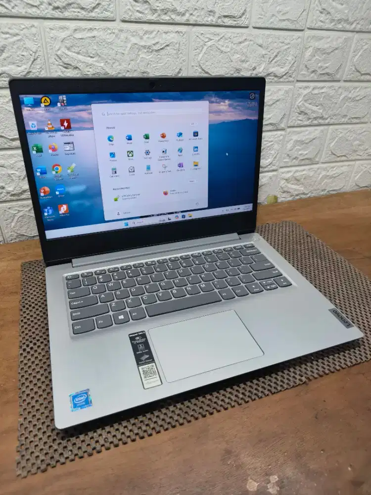 Lenovo ideapad Slim 3 intel Celeron Gen-9 (4/256gb) 14 inch Muluss