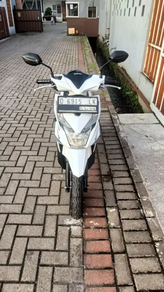 Jual cepat Honda Beat Eco tahun 2018 mulus