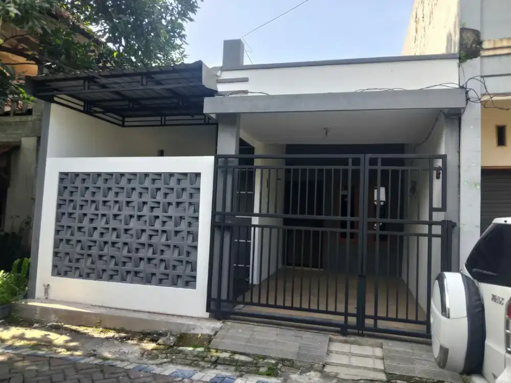 DISEWAKAN RUMAH KEBONSARI ELVEKA - BARU RENOV - KOSONGAN