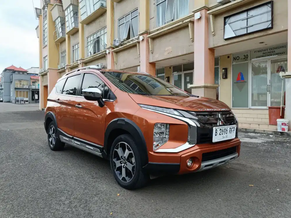 Mitsubishi Xpander Cross AT 2019 Orange Met