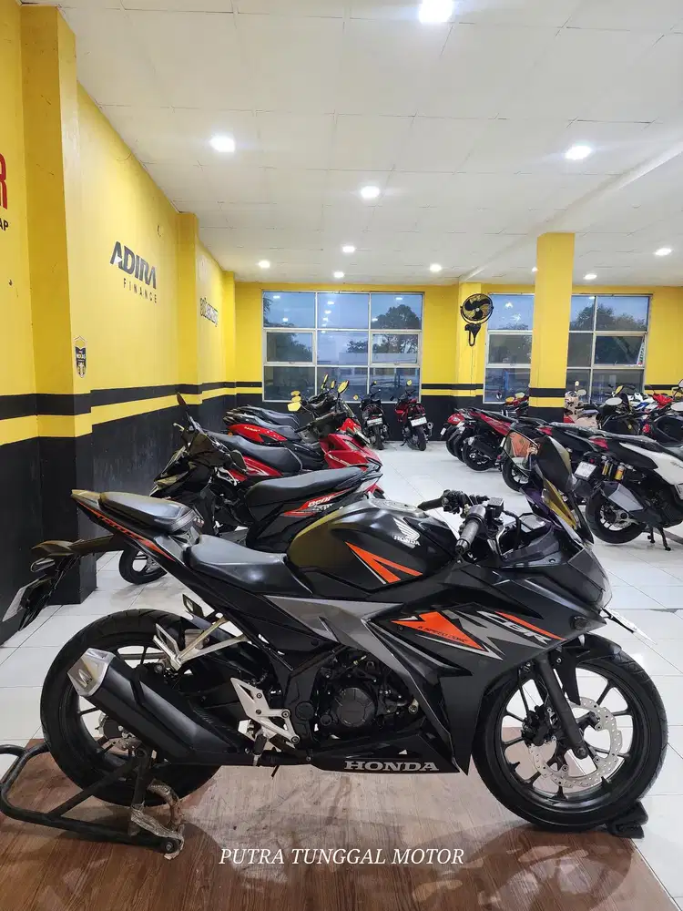 CBR 150R 2019 exclusive