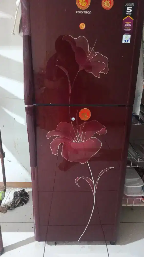 Kulkas polytron 2 pintu