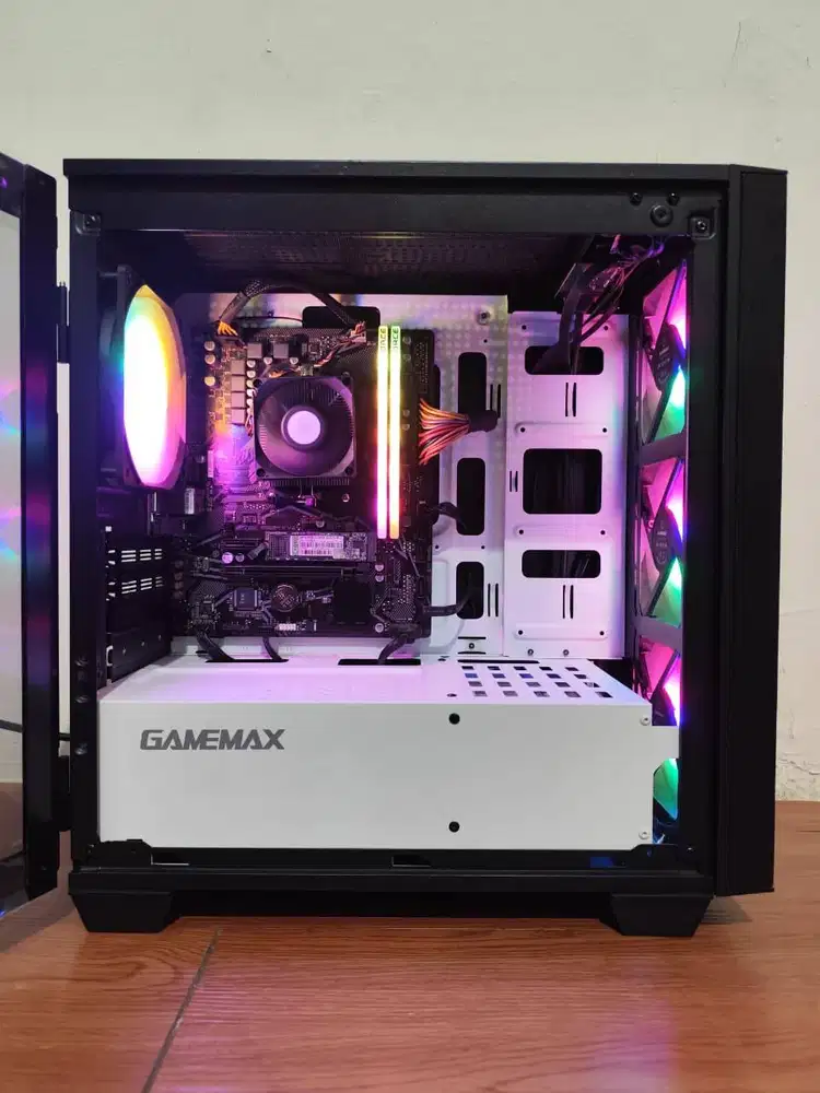 PC AMD AM4 (Ryzen 3 3200G | Radeon Vega 8 | 8GB RGB | SSD 128GB)