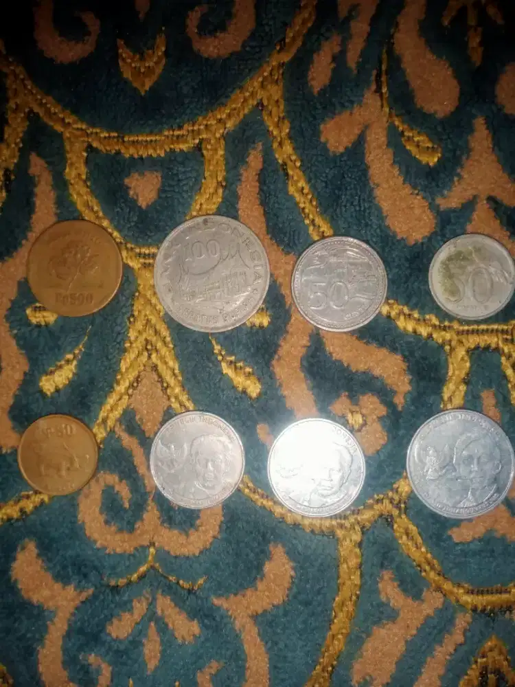 Dijual uang koin kuno