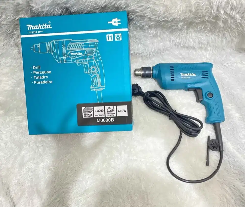 Bor makita mt60