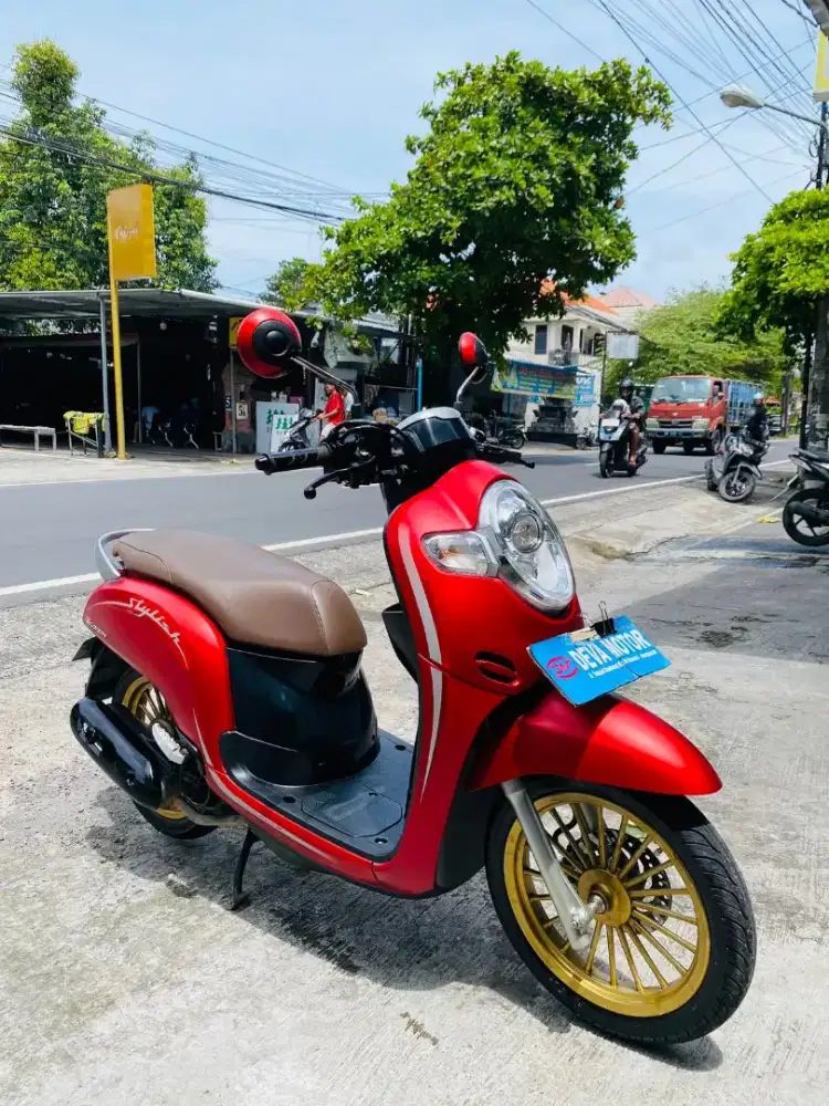 DP 500 Scoopy merah matte Deva motor