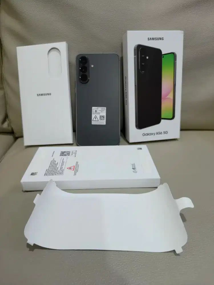 3 Hari Pakai Samsung A56 12/256 GB Black Garansi 31 Januari 2027