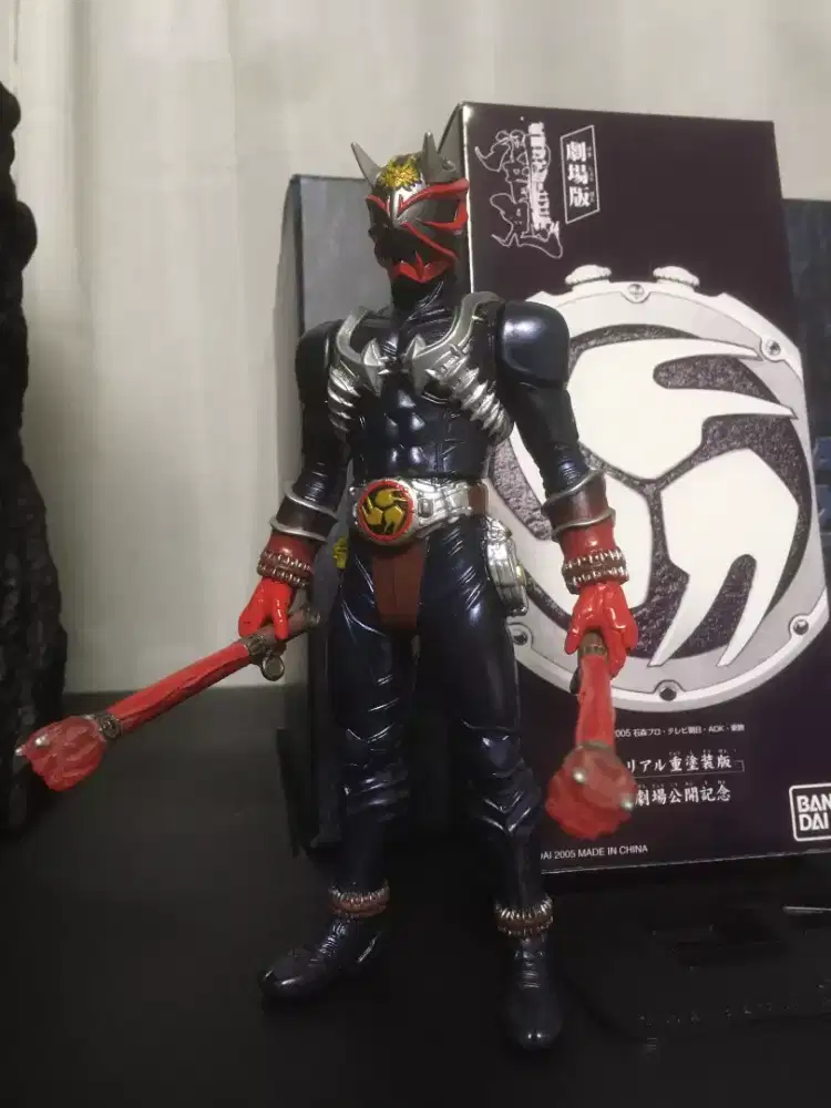 Mainan Action Figure Masked Rider