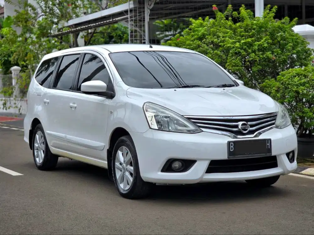 Nissan Grand Livina 2016 XV 1.5 - ISTIMEWA