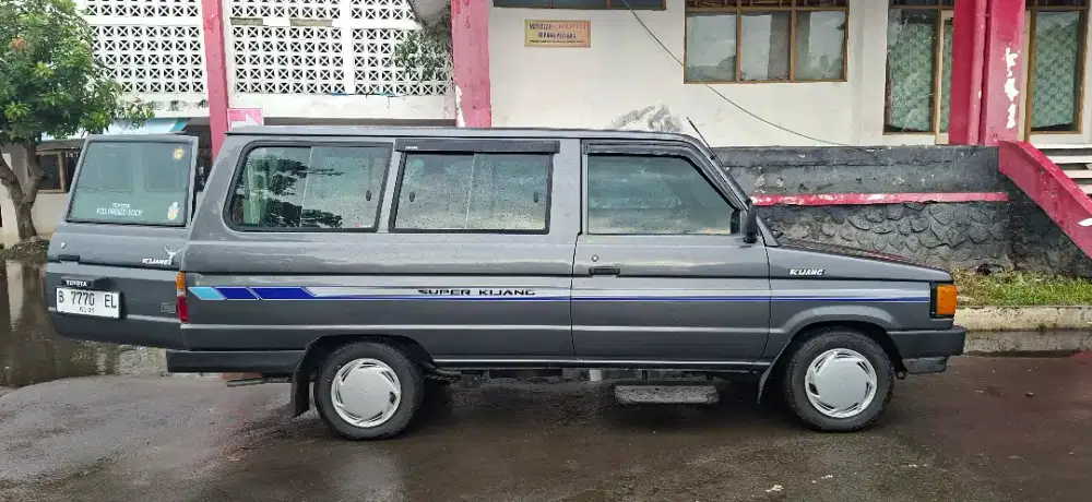 Kijang super 1992