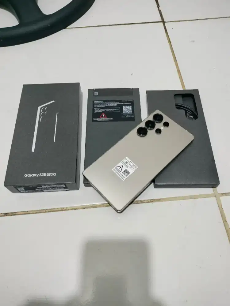 Samsung galaxy S25 ultra 12/512 sein