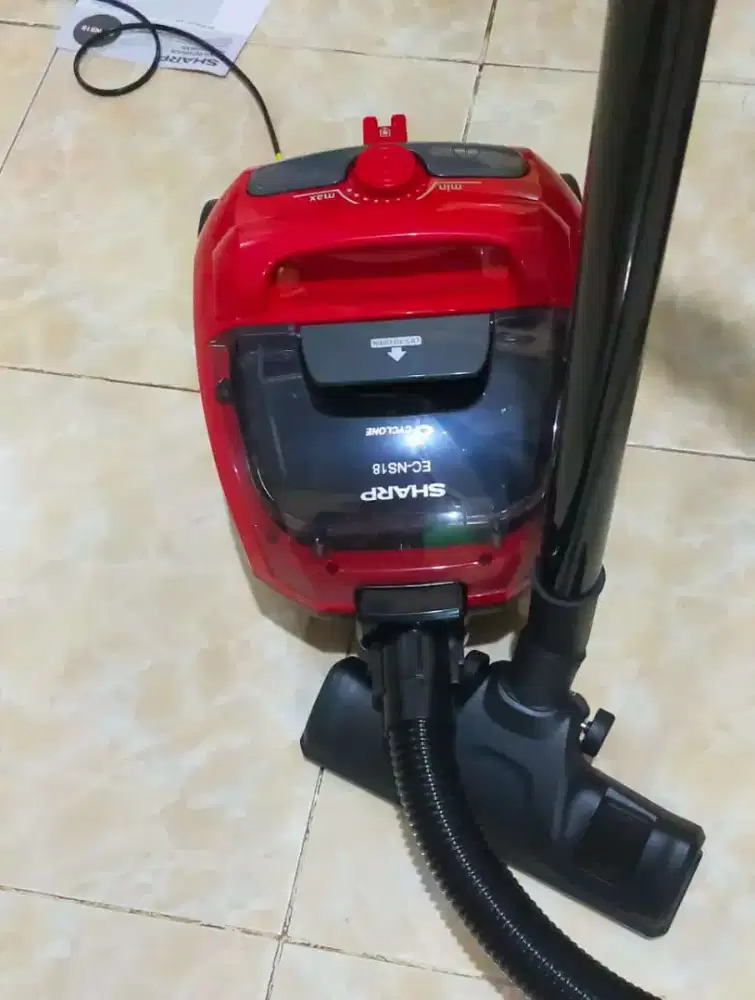 Sharp EC-NS18 bagless vacuum cleaner.