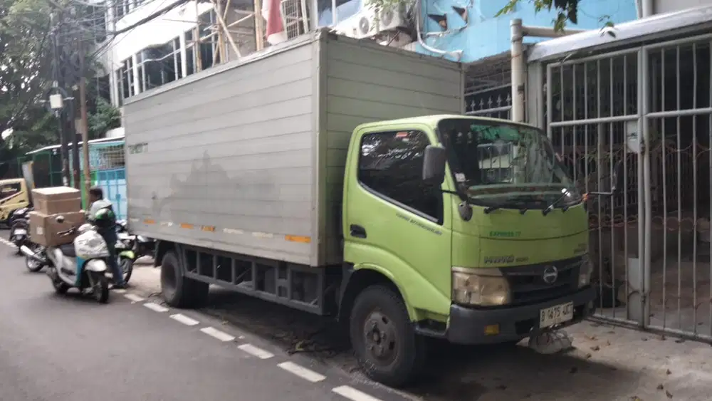 Hino Dutro 2013 Diesel