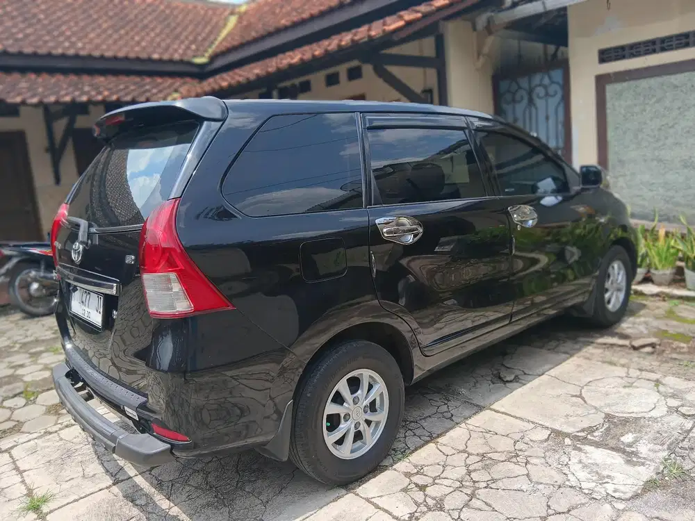 Toyota Avanza 2012 Bensin