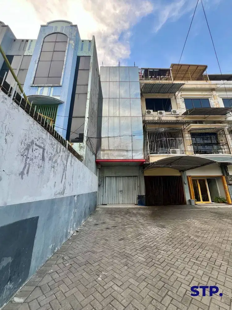 Ex-bank, Ruko 3,5 lantai terawat di 0 Raya Jemursari  Lokasi strategis