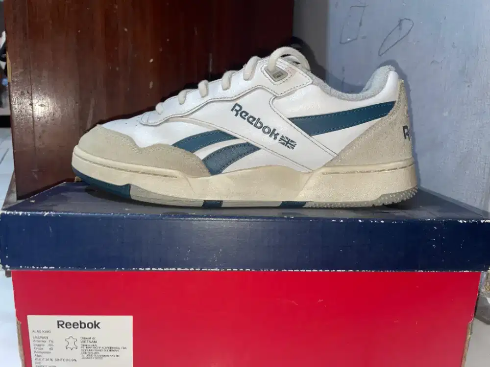 Reebok BB 4000 II