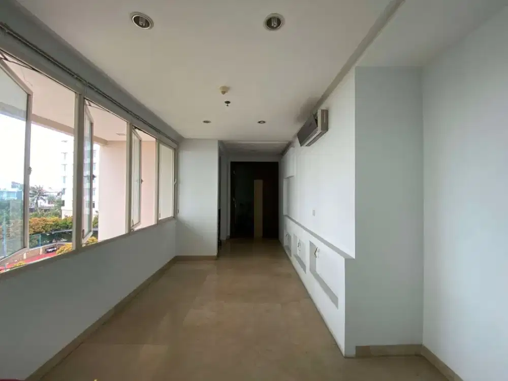 Dijual Cepat Apartment Pantai Mutiara di Jakarta Utara - 3+1 Br Luas 255 M2 Siap Huni Jakarta Utara