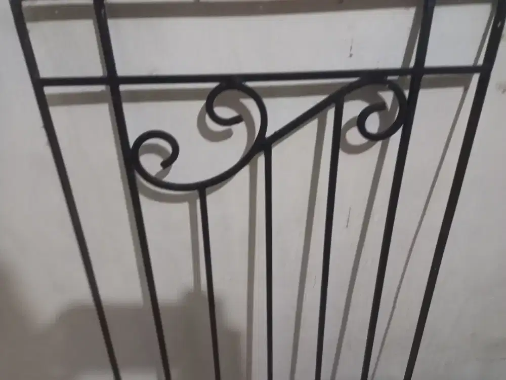 Jual Teralis motif terbaru minimalis / 1 buah