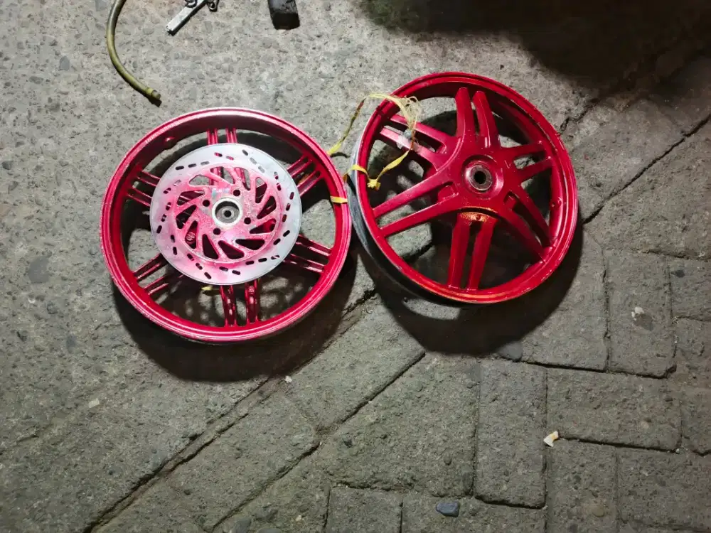 Veleg suzuki spin 125