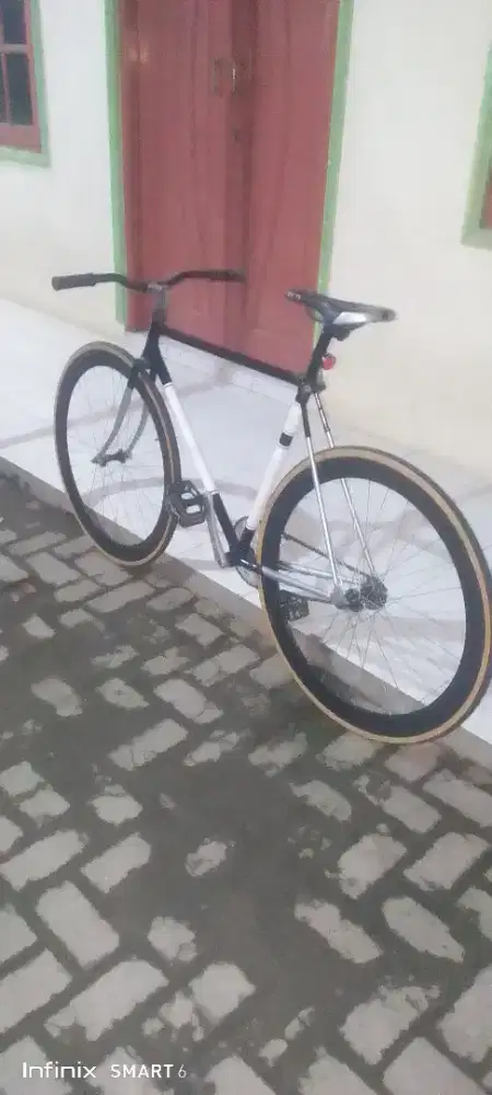 Dijual cepat sepeda pixy kondisi semua ok serasa sepeda baru