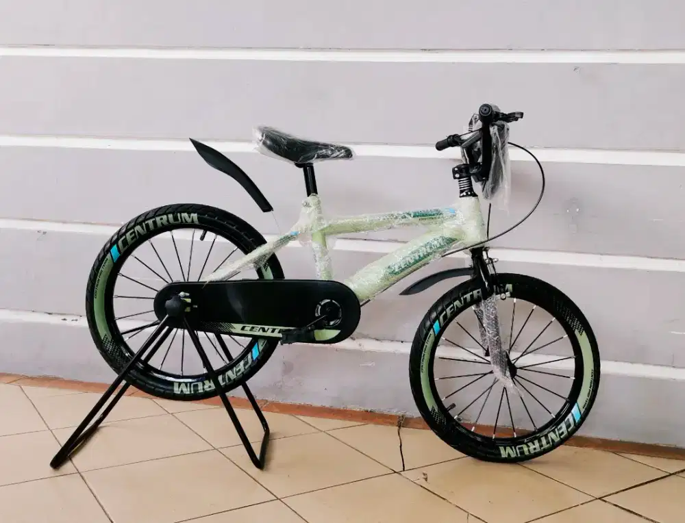 Sepeda BMX merek centrum uk'18 hrg 520rb net Kondisi baru