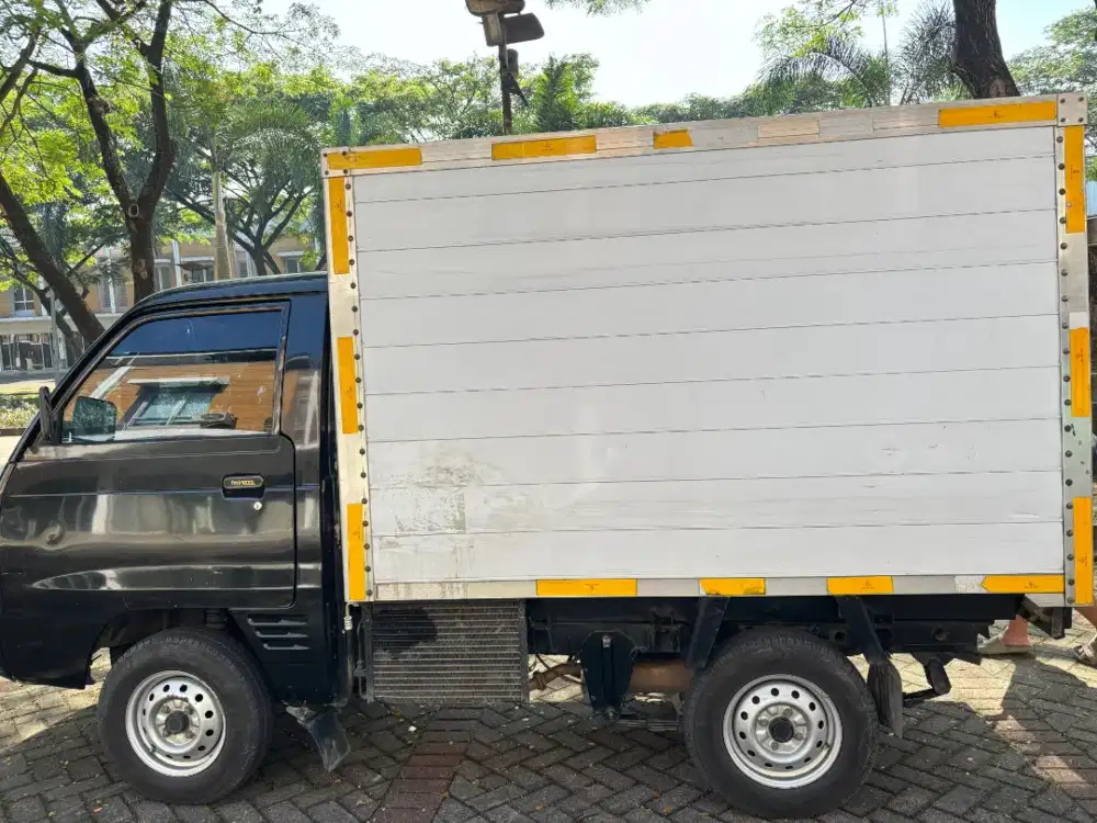 DIJUAL MOBIL BOX CARRY PICK UP