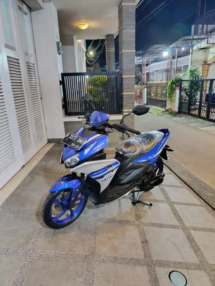Bissmillah dijual motor Yamaha aerox SE 2016 istimewa