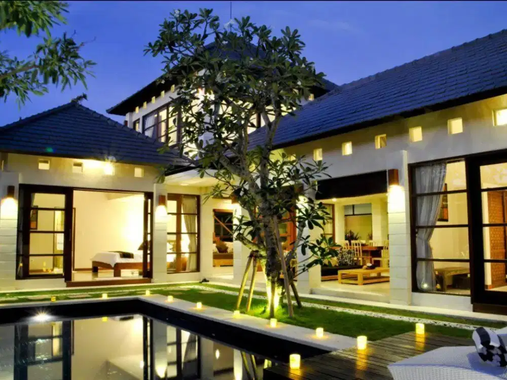 3BR Villa di Petitenget, Jalan kaki ke Pantai dan W Hotel Seminyak