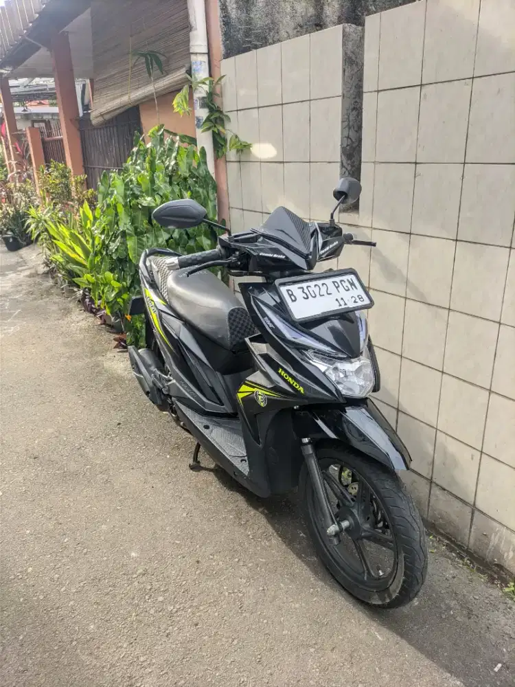 Bissmillah dijual motor Honda beat eco 2018