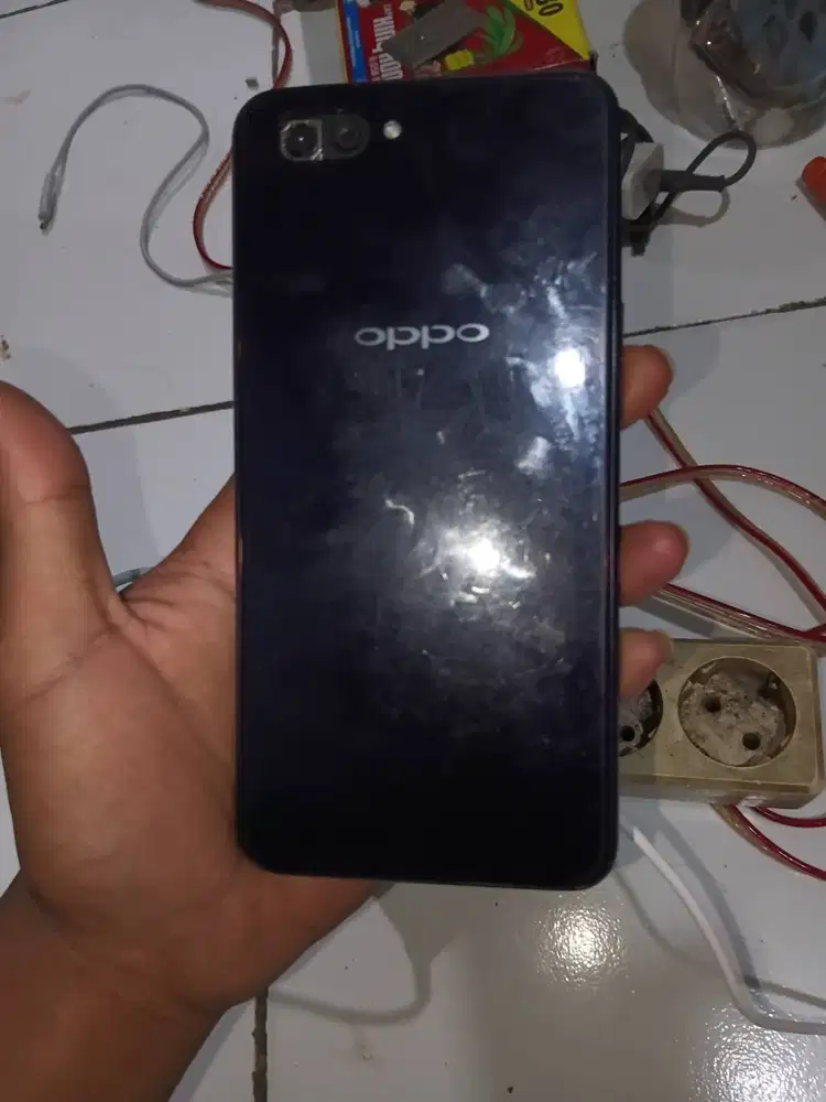 Jual karna butuh banget