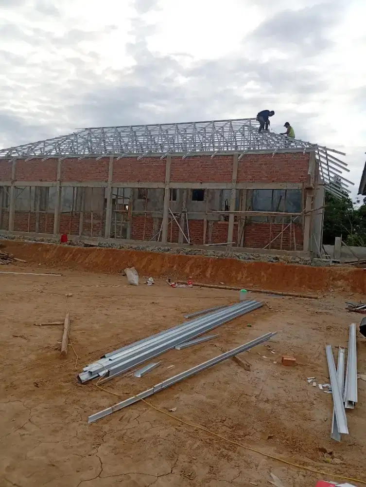 tukang bangunan dan cat