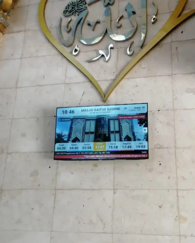 Bracket tv, braket tv, briket tv, breket tv/gantungan tv