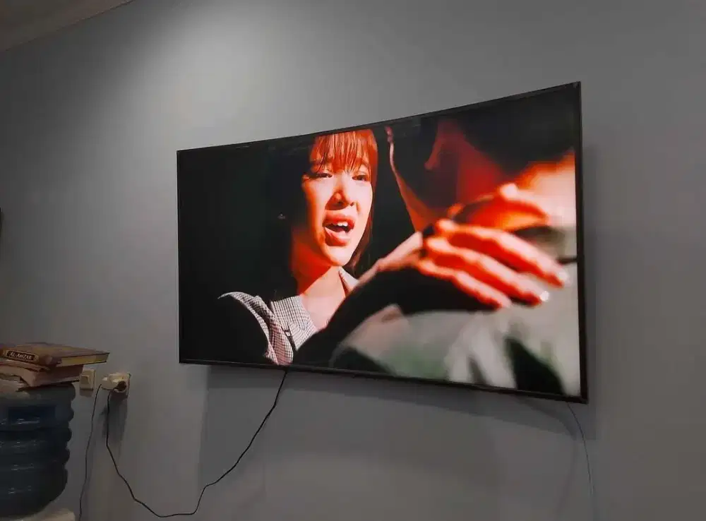 Bracket tv, braket tv, briket tv, breket tv/gantungan tv