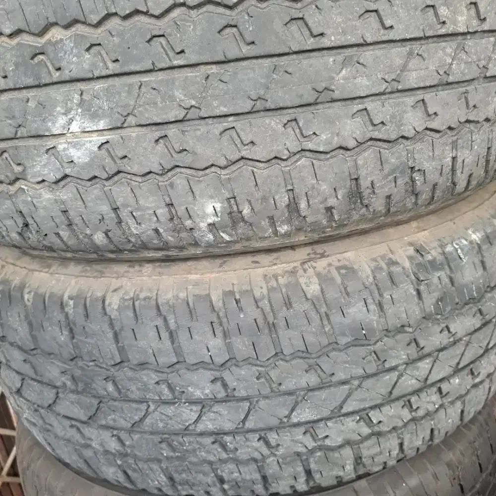 Ban 265 65 17 bridgestone dueler 2pcs fortuner pajero