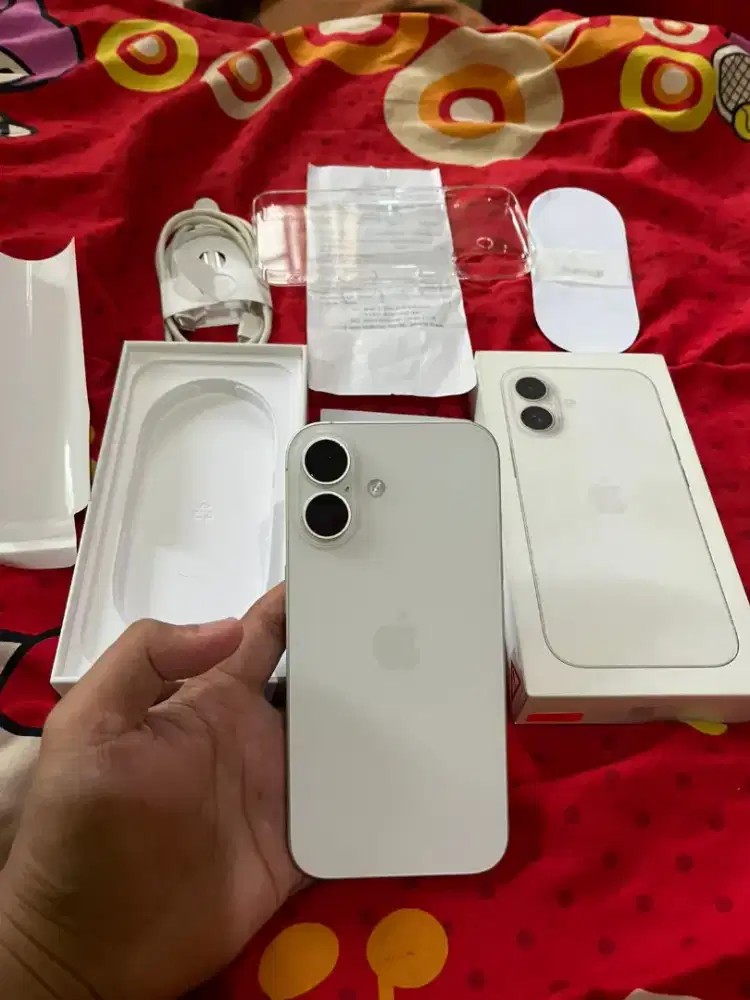 Iphone 16 garansi resmi