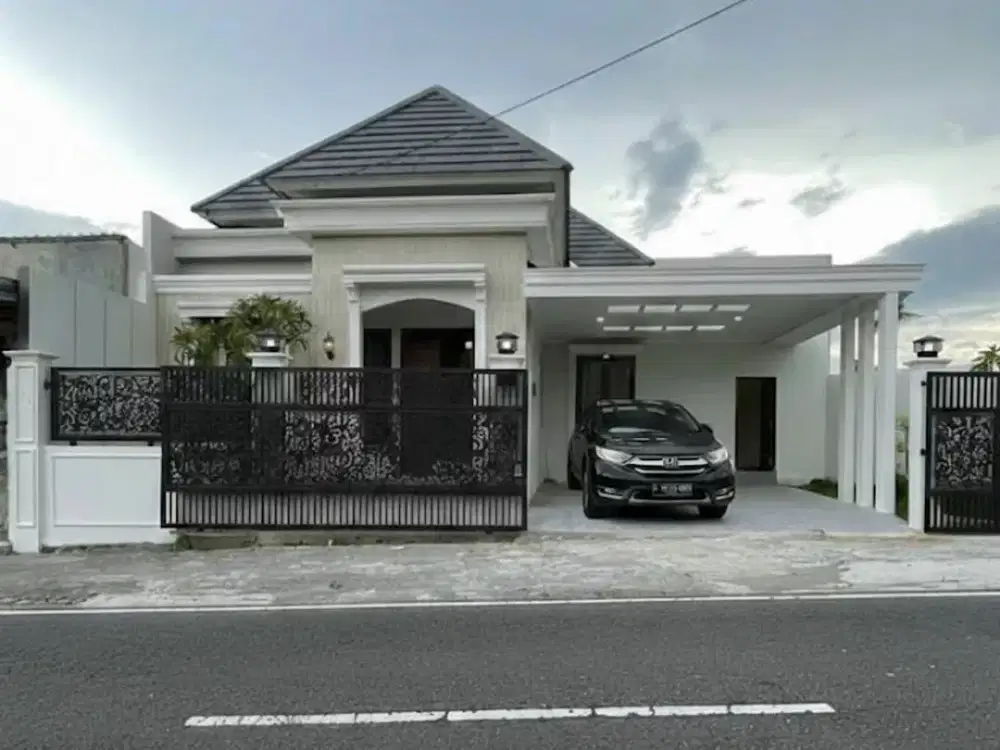 Rumah Baru Klasik Modern di Tepi Jalan Aspal Utama Dekat Pasar Jangkang Sleman