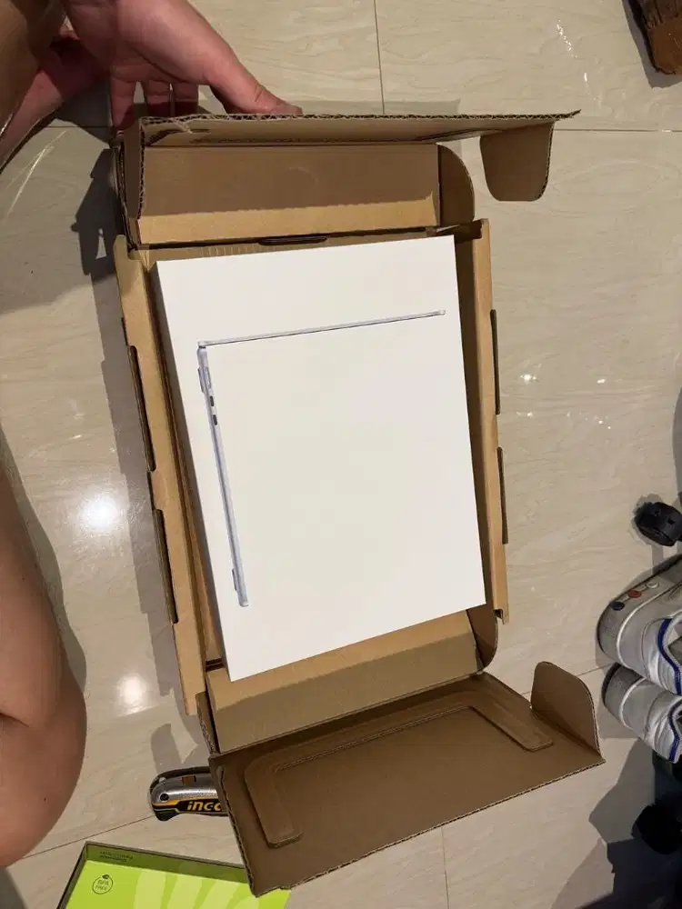 Macbook Air M4 16gb 256gb Sky Blue IBOX resmi Apple Indonesia BNIB NEW